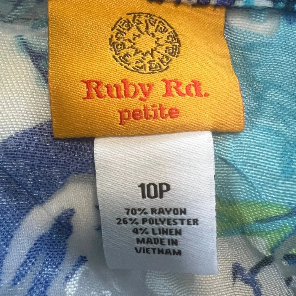 Ruby Rd. lightweight button